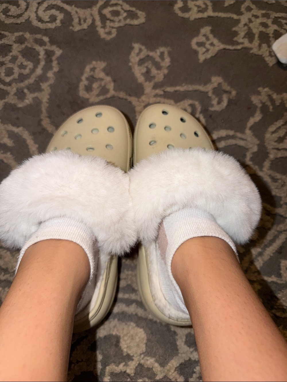 CROCS Cream Faux Fur-Lined Slide Clogs